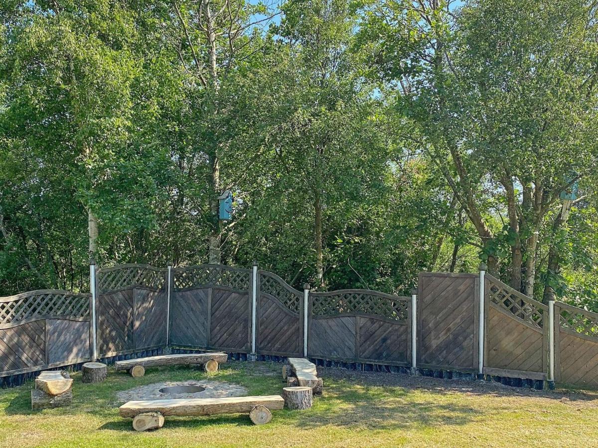 8 Person Holiday Home In R M Lakolk Esterno foto