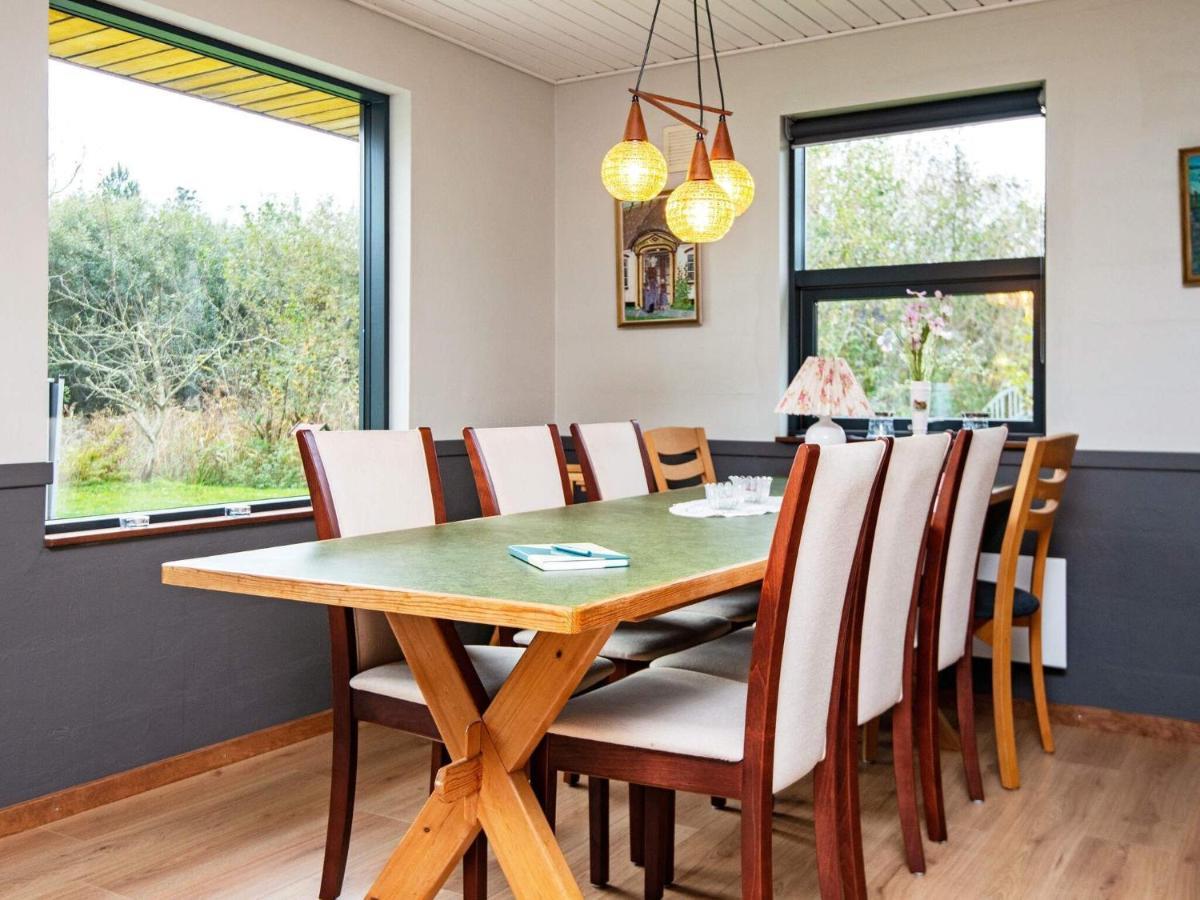 8 Person Holiday Home In R M Lakolk Esterno foto